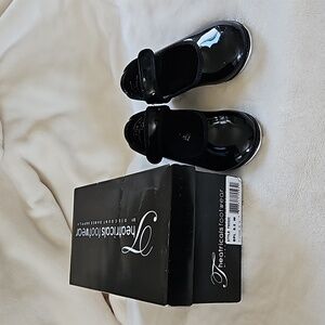 8.5T Tap shoes